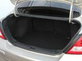 2010 Nissan Tiida I Рестайлинг, бежевый, 760000 рублей - вид 8