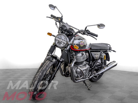 2025 Royal Enfield Interceptor 650, серый, 569000 рублей, вид 4