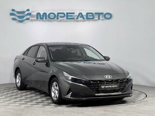 2021 Hyundai Avante VII, серый, 2290000 рублей, вид 3