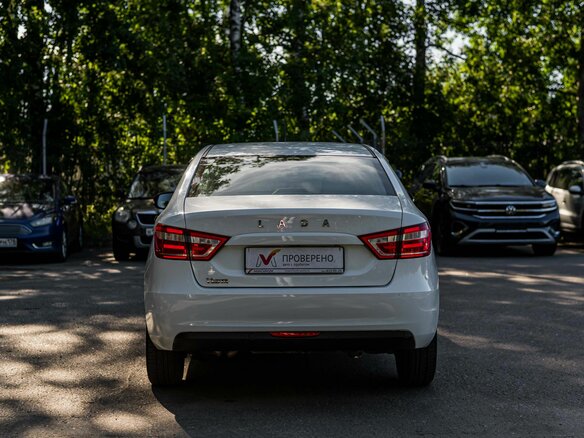 2020 Lada (ВАЗ) Vesta I, белый - вид 3