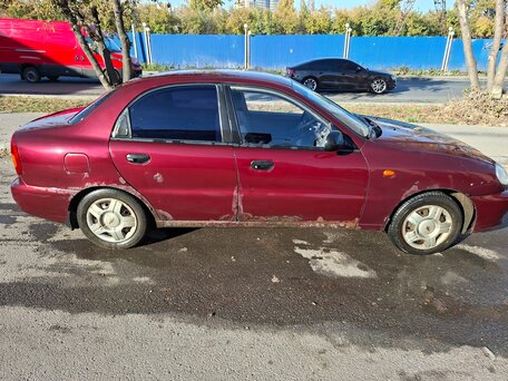 2009 Chevrolet Lanos I, пурпурный, 60000 рублей, вид 3