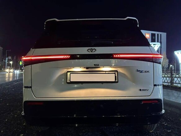 2026 Toyota bZ3X 58.3 kWh, белый, 2930000 рублей - вид 6