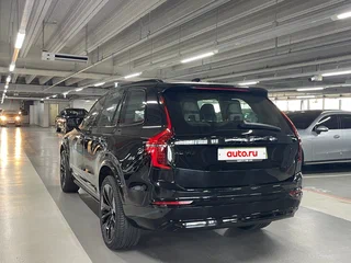2026 Volvo XC90 B6 II Рестайлинг 2, чёрный, 9900000 рублей, вид 4