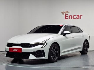 2022 Kia K5 III, белый, 2420000 рублей, вид 1