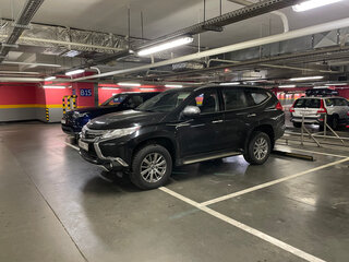 2018 Mitsubishi Pajero Sport III, чёрный, 3500000 рублей, вид 1