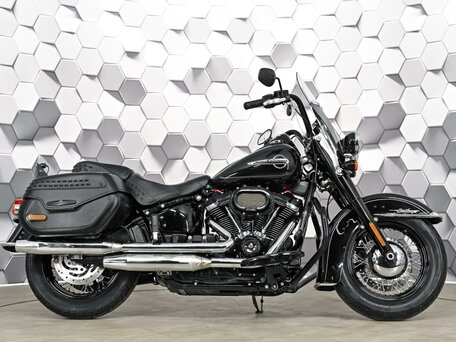 2017 Harley-Davidson Heritage Classic, чёрный, 1399000 рублей, вид 3