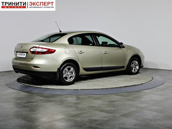 2011 Renault Fluence I, бежевый, 697000 рублей - вид 4