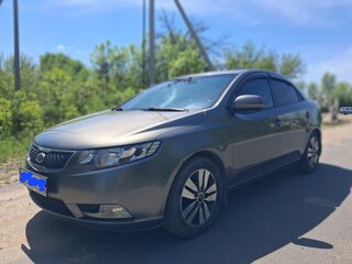 2012 Kia Cerato 6-speed II, серебристый, 1100000 рублей, вид 1