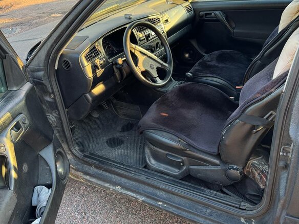 1993 Volkswagen Golf III, чёрный - вид 3