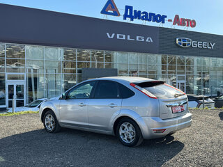 2008 Ford Focus II Рестайлинг, серебристый, 400000 рублей, вид 3
