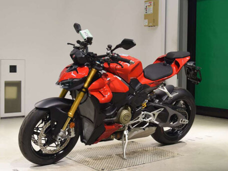 2026 Ducati Streetfighter V4, красный, 3310000 рублей, вид 4