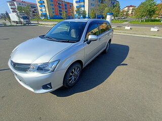 2014 Toyota Corolla Fielder XI (E160, E170, E180), серебристый, 930000 рублей, вид 4