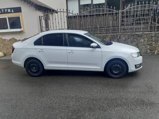 2019 Skoda Rapid I Рестайлинг, белый, 790000 рублей, вид 1