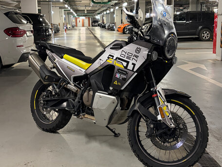 2022 Husqvarna Norden 901, чёрный, 970000 рублей, вид 1
