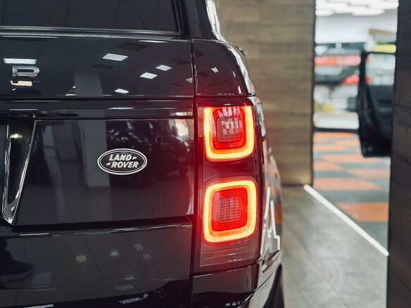 2018 Land Rover Range Rover Long IV Рестайлинг, чёрный, 5990000 рублей - вид 15