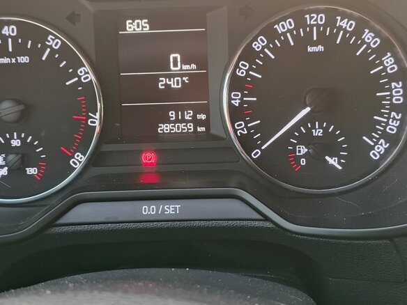 2014 Skoda Octavia III (A7), белый, 600000 рублей - вид 5