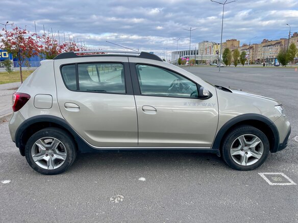 2020 Renault Sandero Stepway II Рестайлинг, серый, 1299000 рублей - вид 6