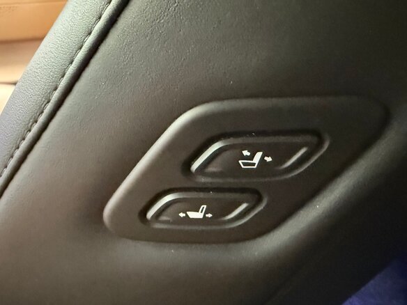 2020 Kia Carnival IV, чёрный, 4050000 рублей - вид 17