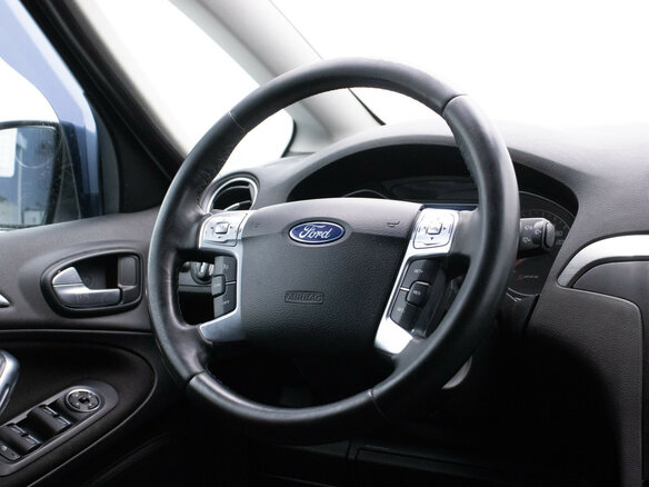 2010 Ford S-MAX I, белый, 980000 рублей - вид 14