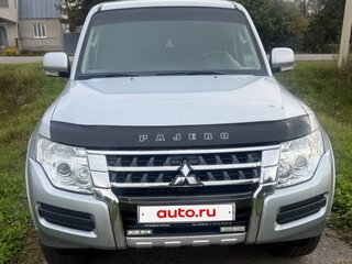 2014 Mitsubishi Pajero IV Рестайлинг 2, серебристый, 2900000 рублей, вид 2