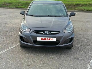 2011 Hyundai Solaris I, серый, 580000 рублей, вид 2