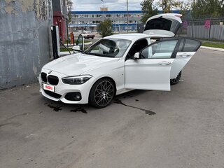 2019 BMW 1 серии 118i II (F20/F21) Рестайлинг 2, белый, 1550000 рублей, вид 1