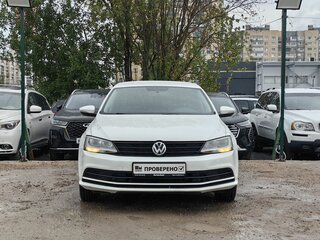 2015 Volkswagen Jetta VI Рестайлинг, белый, 819000 рублей, вид 2