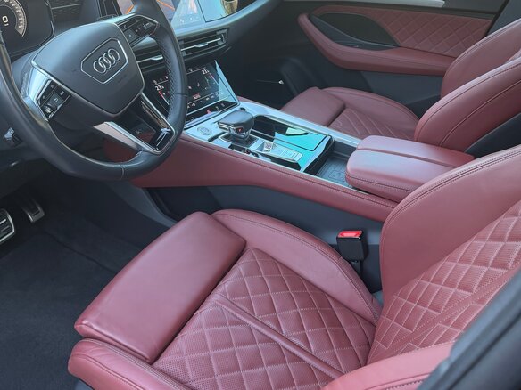 2023 Audi Q6 50 TFSI, чёрный, 7550000 рублей - вид 9