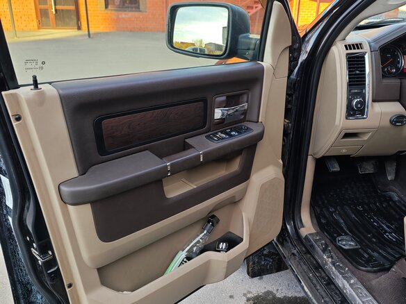 2009 Dodge RAM IV (DS/DJ), чёрный, 2600000 рублей - вид 6