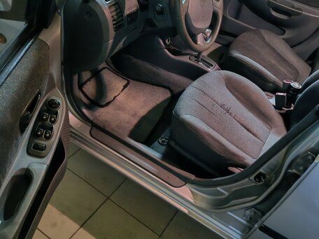 2008 Hyundai Accent ТагАЗ II, серебристый, 283000 рублей, вид 3