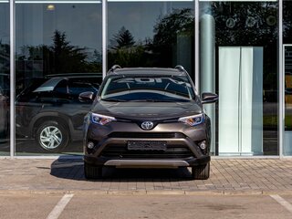 2017 Toyota RAV4 IV (XA40) Рестайлинг, коричневый, 1875000 рублей, вид 2