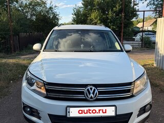 2015 Volkswagen Tiguan I Рестайлинг, белый, 1100000 рублей, вид 2