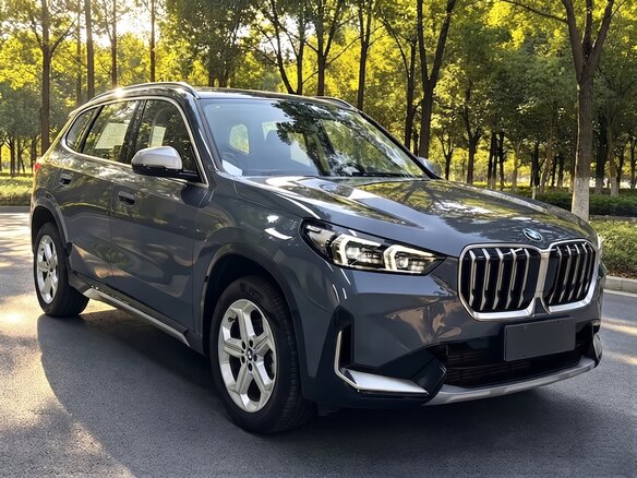 2023 BMW X1 Long 20Li sDrive III (U11/U12), серый, 2790000 рублей - вид 2