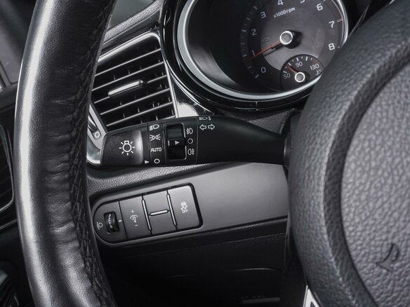 2018 Kia Ceed III, чёрный, 1730000 рублей - вид 16