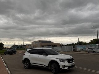 2021 Kia Seltos I, белый, 1950000 рублей, вид 3