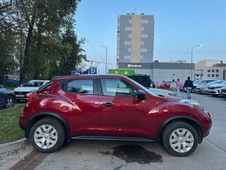 2011 Nissan Juke I, красный, 850000 рублей, вид 4