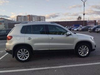 2012 Volkswagen Tiguan I Рестайлинг, серебристый, 1250000 рублей, вид 4