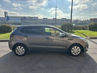 2014 Kia Rio 6-speed III, серый, 690000 рублей, вид 2