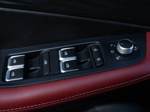 2024 Geely Binyue I Рестайлинг 2, серый, 2315000 рублей - вид 17