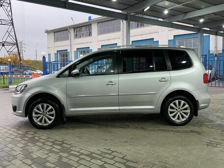 2010 Volkswagen Touran I Рестайлинг 2, серебристый, 989000 рублей, вид 2