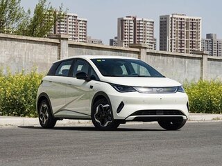 2025 BYD Dolphin 45.12 kWh I Рестайлинг, бежевый, 1426000 рублей, вид 3
