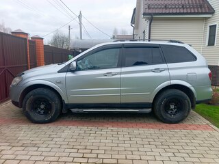 2010 SsangYong Kyron 6-speed I Рестайлинг, серебристый, 950000 рублей, вид 4