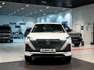 2025 Changan UNI-S I Рестайлинг, белый, 3058900 рублей, вид 2