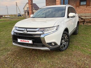 2018 Mitsubishi Outlander III Рестайлинг 2, белый, 2100000 рублей, вид 1