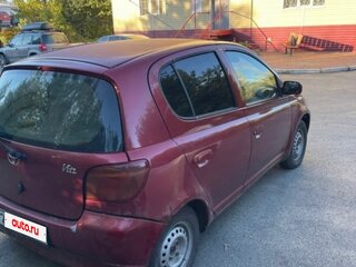 2002 Toyota Vitz I (P10), красный, 177000 рублей, вид 3