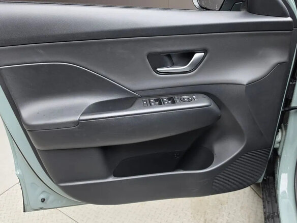 2023 Hyundai Kona II (SX2), голубой, 2230111 рублей - вид 20