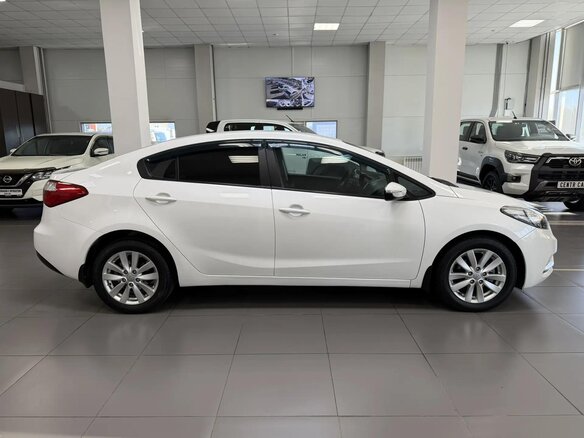 2015 Kia Cerato III, белый, 1170000 рублей - вид 5
