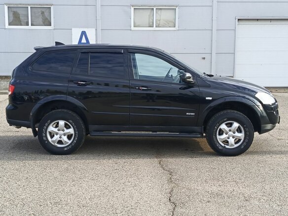 2012 SsangYong Kyron I Рестайлинг, чёрный, 750000 рублей - вид 4