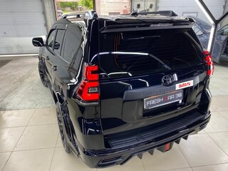 2019 Toyota Land Cruiser Prado 150 Series Рестайлинг 2, чёрный, 6800000 рублей, вид 3