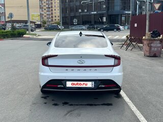 2021 Hyundai Sonata VIII (DN8), белый, 1900000 рублей, вид 5